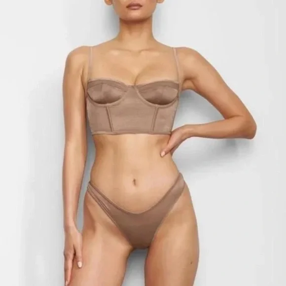 SKIMS Bronze Bustiere Bra - Picture 8 of 9